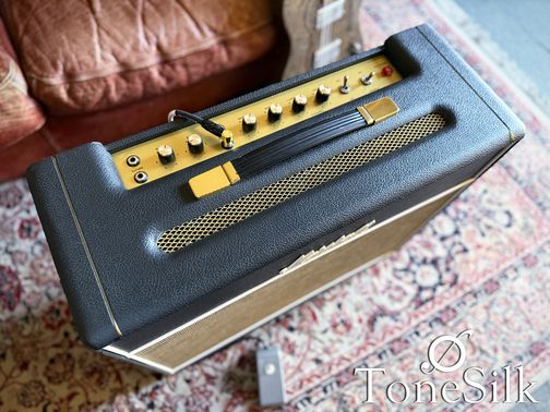 Marshall 1974 top